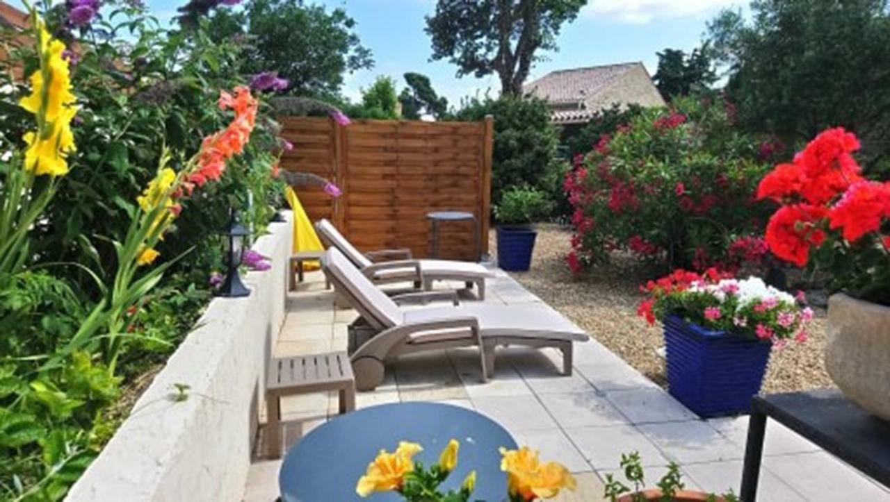 Bed and Breakfast Au Jardin D'Amphora Ginestas Exterior foto